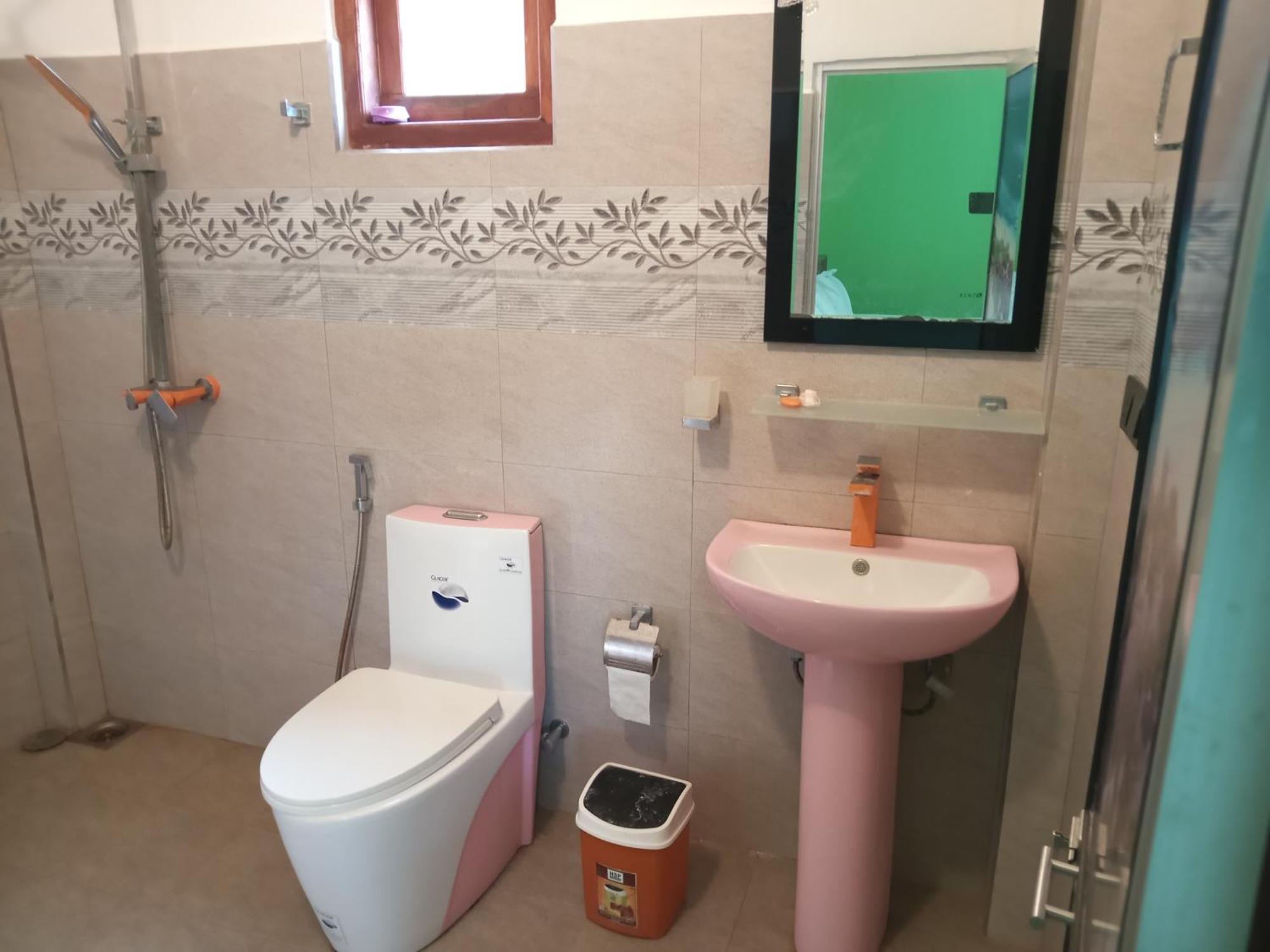 Leopard City Hostel Yala Tissamaharama Kültér fotó