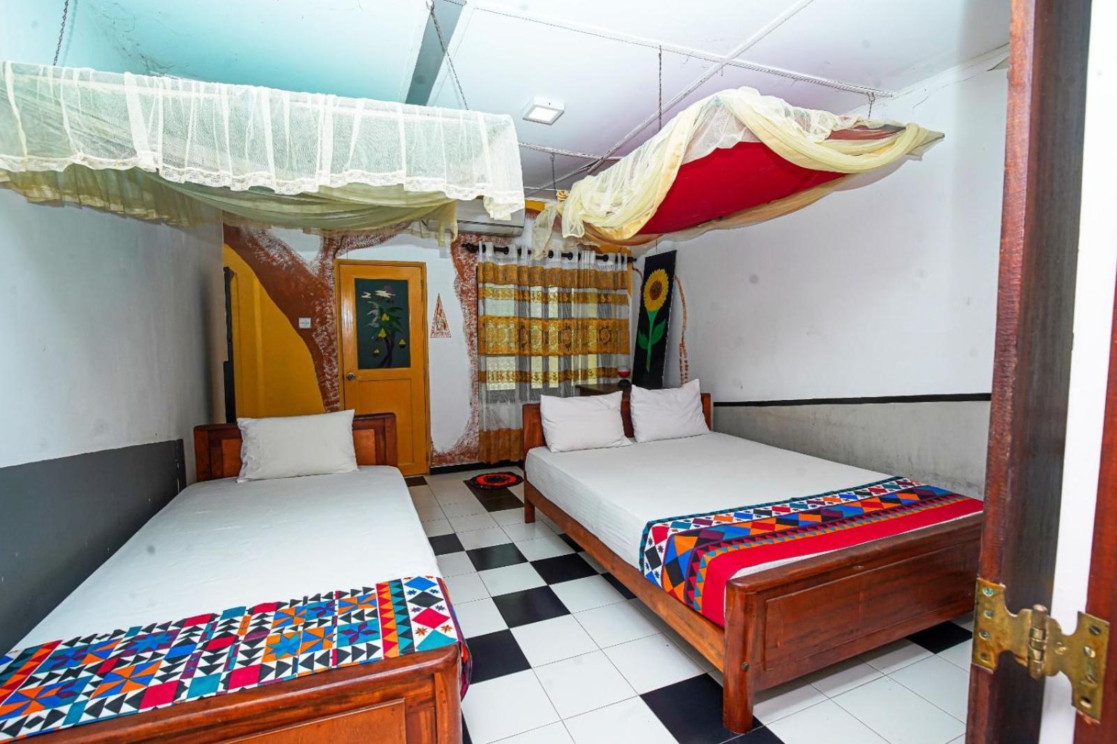 Leopard City Hostel Yala Tissamaharama Kültér fotó